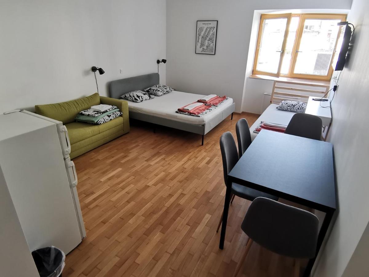 Pubyland Rooms & Apartments Rogatec Buitenkant foto
