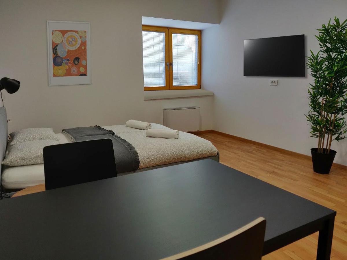 Pubyland Rooms & Apartments Rogatec Buitenkant foto