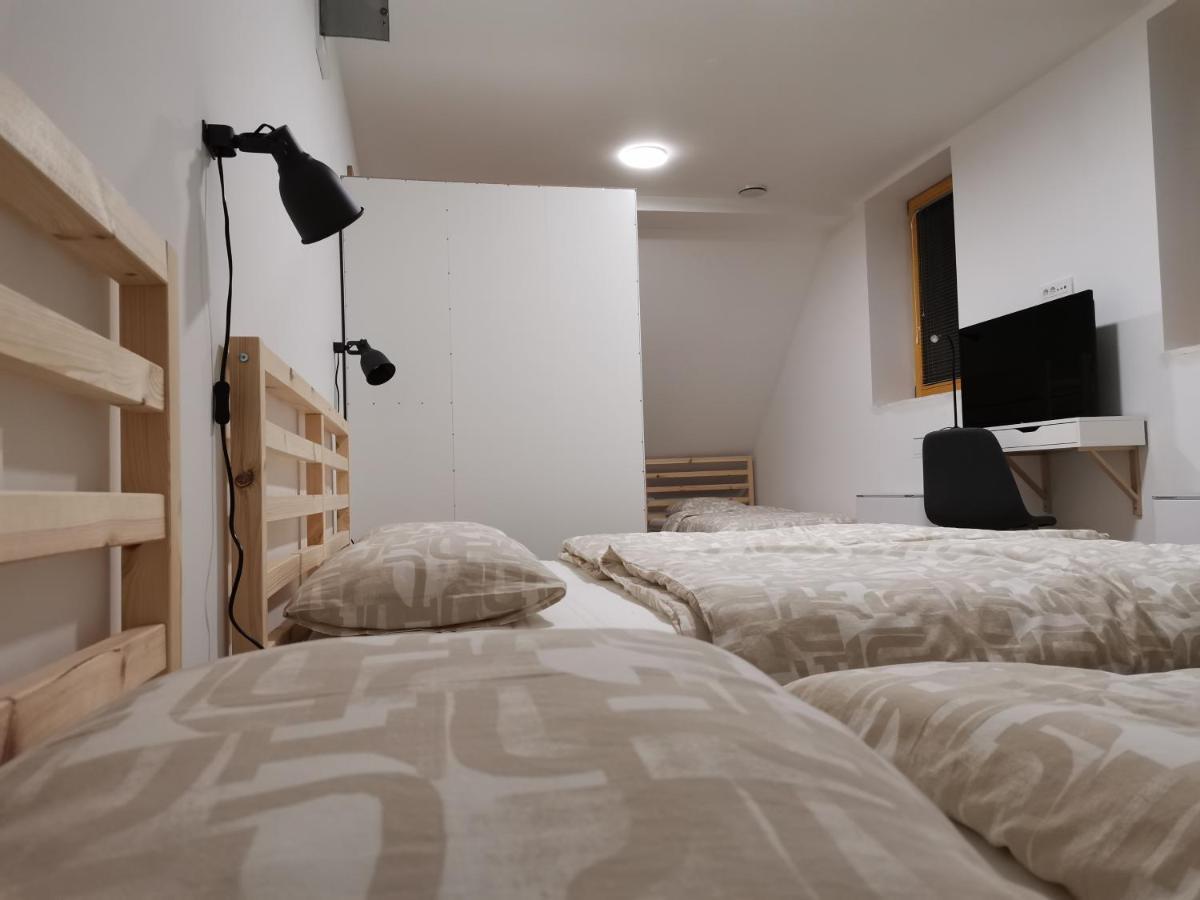 Pubyland Rooms & Apartments Rogatec Buitenkant foto
